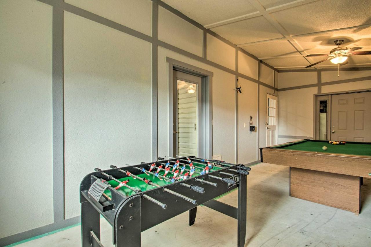 2-Story Pensacola Home With Game Room And Private Yard Luaran gambar